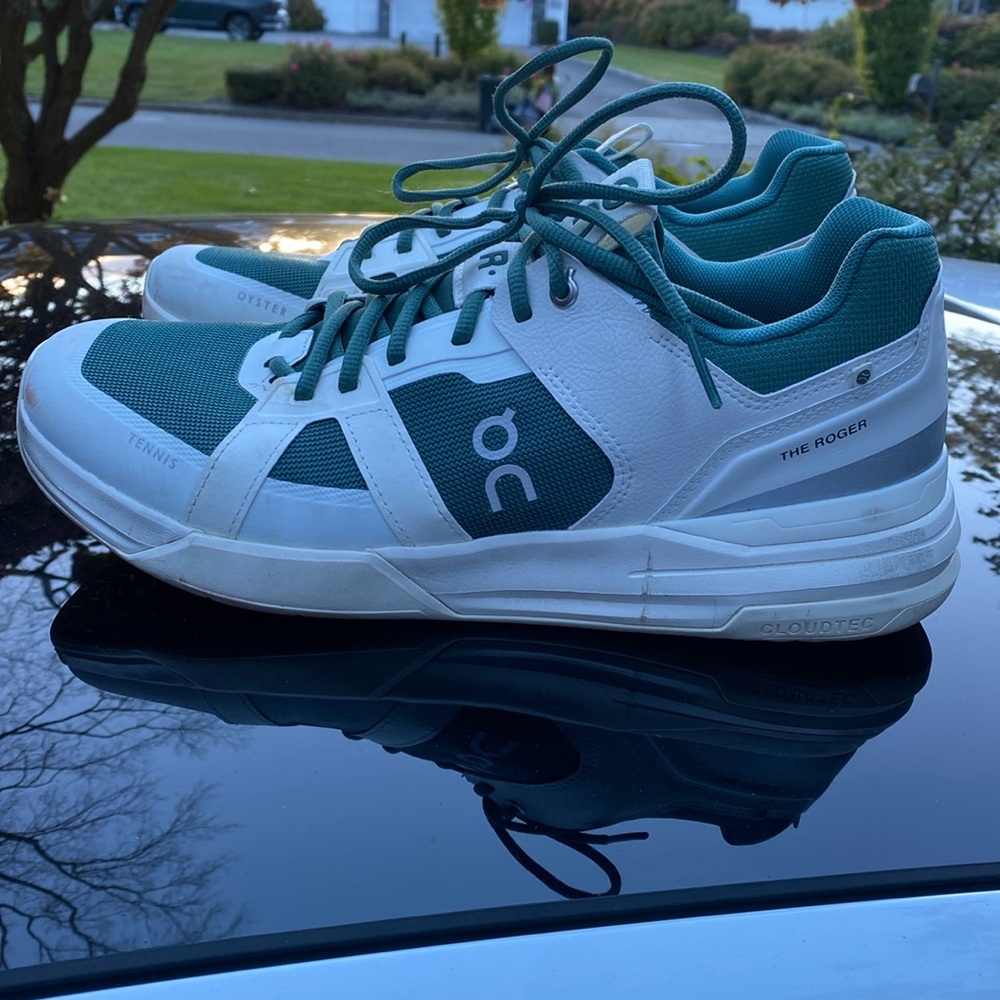 ON Cloudtec Roger OYSTER worn 3 times.